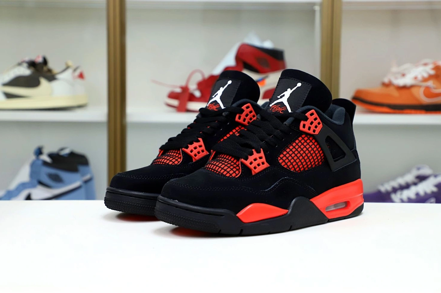 AIR JORDAN 'RED RETRO 4 THUNDER' 1229